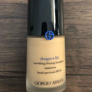 Giorgio Armani Foundation- Color 2, new in box